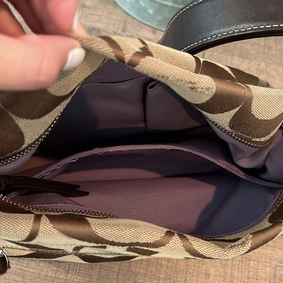 Like new Coach purse - Picture 3 of 5